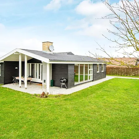 8 Person In Ebeltoft-by Traum * Ebeltoft